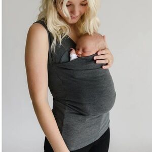 Lalabu Soothe Baby Wearing Sleeveless Gray Tank Top Shirt Womens Medium